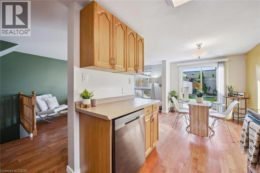 90 Highbrook Street, Kitchener, Ontario  N2E 3P3 - Photo 8 - 40779101