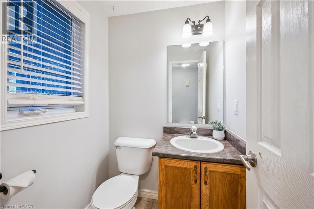 90 Highbrook Street, Kitchener, Ontario  N2E 3P3 - Photo 12 - 40779101