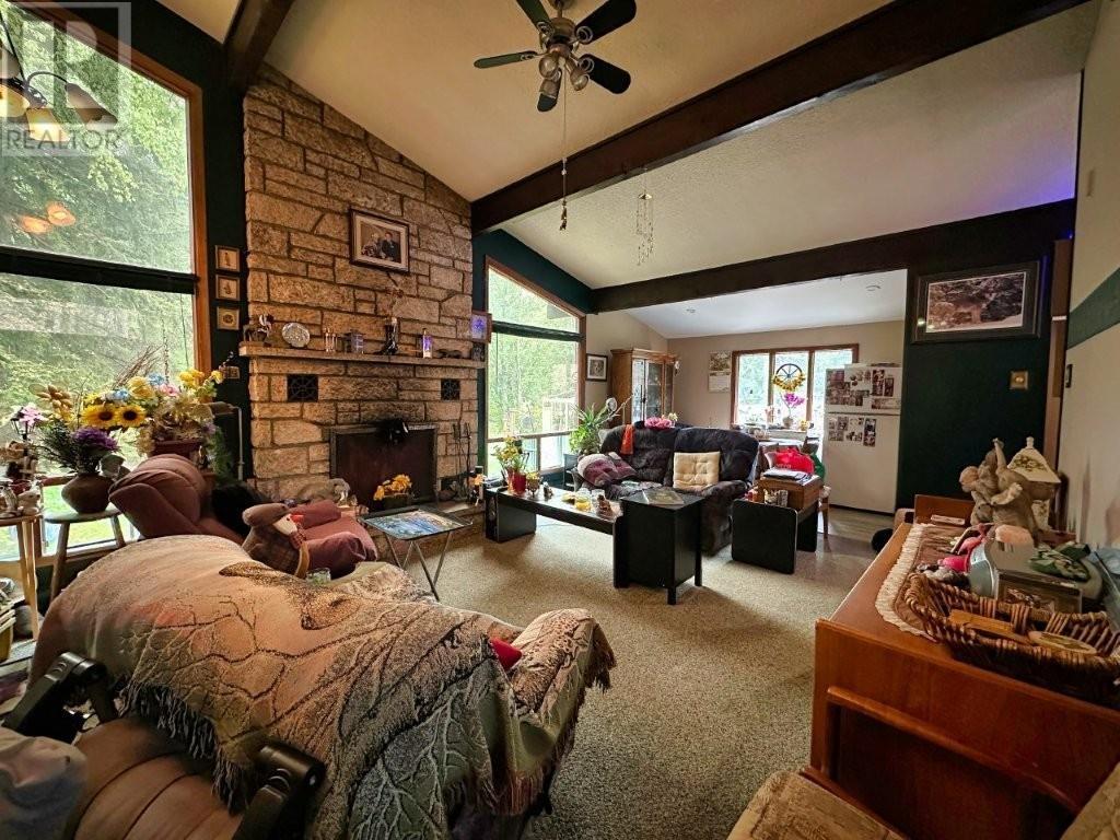 6018 Mapleward Road, Thunder Bay, Ontario  P7G 1L7 - Photo 5 - TB253391