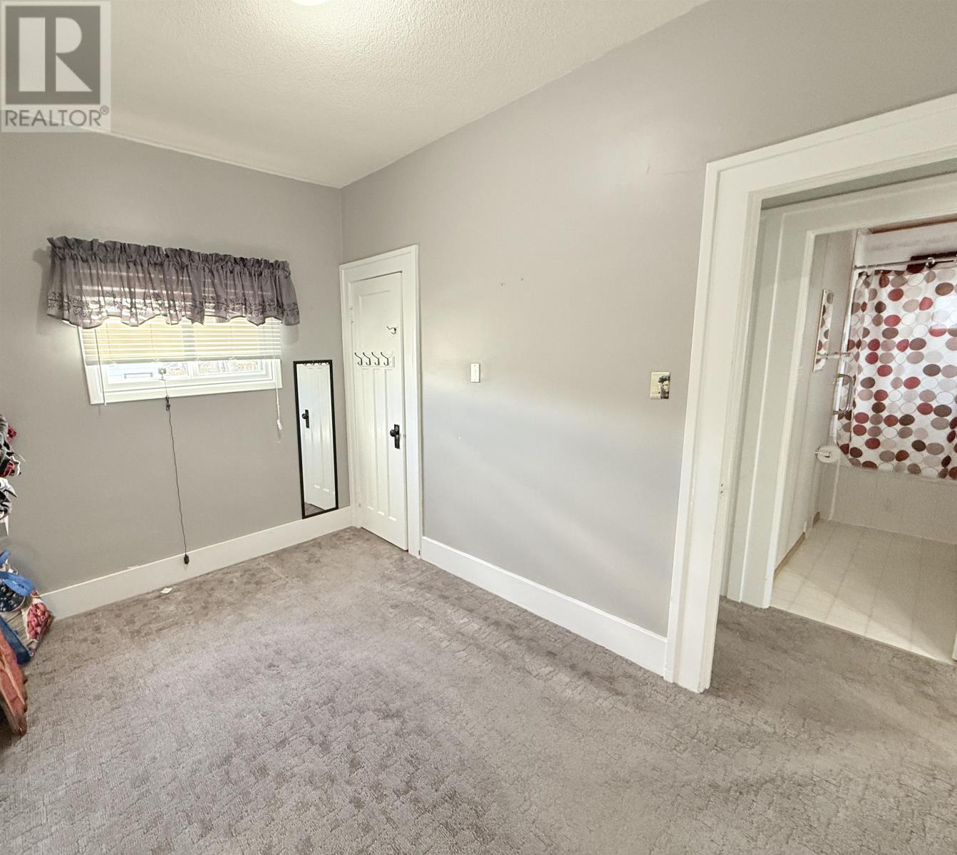 304 Cameron St, Thunder Bay, Ontario  P7C 2G9 - Photo 3 - TB253453