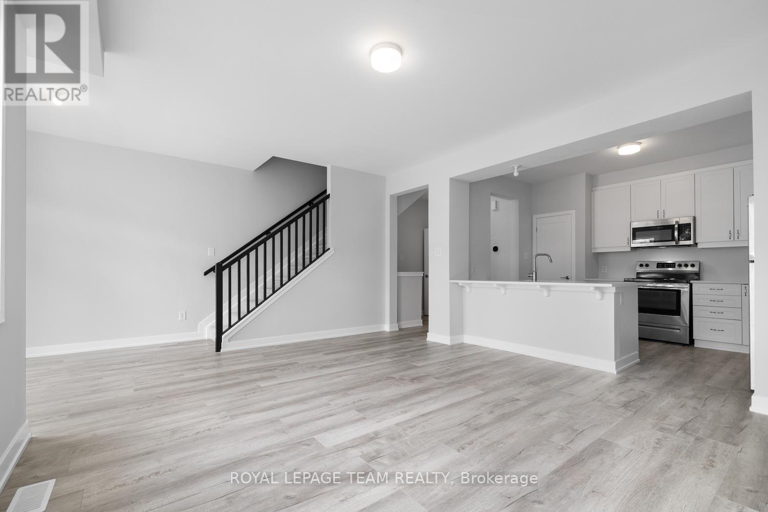 142 Anthracite Private, Ottawa, Ontario  K2J 7C8 - Photo 11 - X12538174