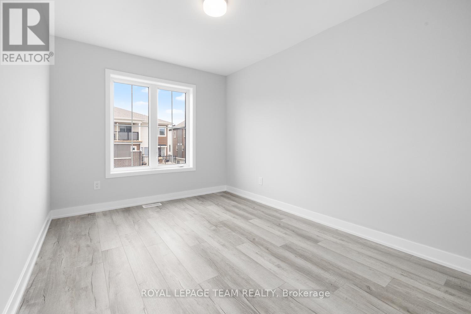 142 Anthracite Private, Ottawa, Ontario  K2J 7C8 - Photo 18 - X12538174