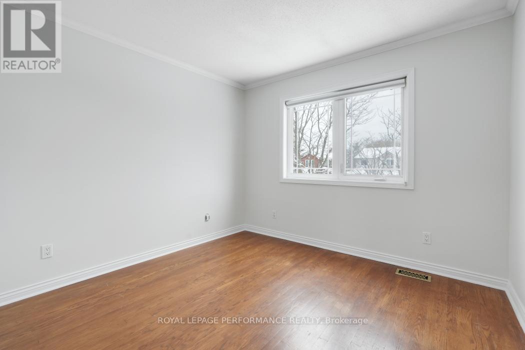 41 Saddle Crescent, Ottawa, Ontario  K1G 5L4 - Photo 27 - X12538252