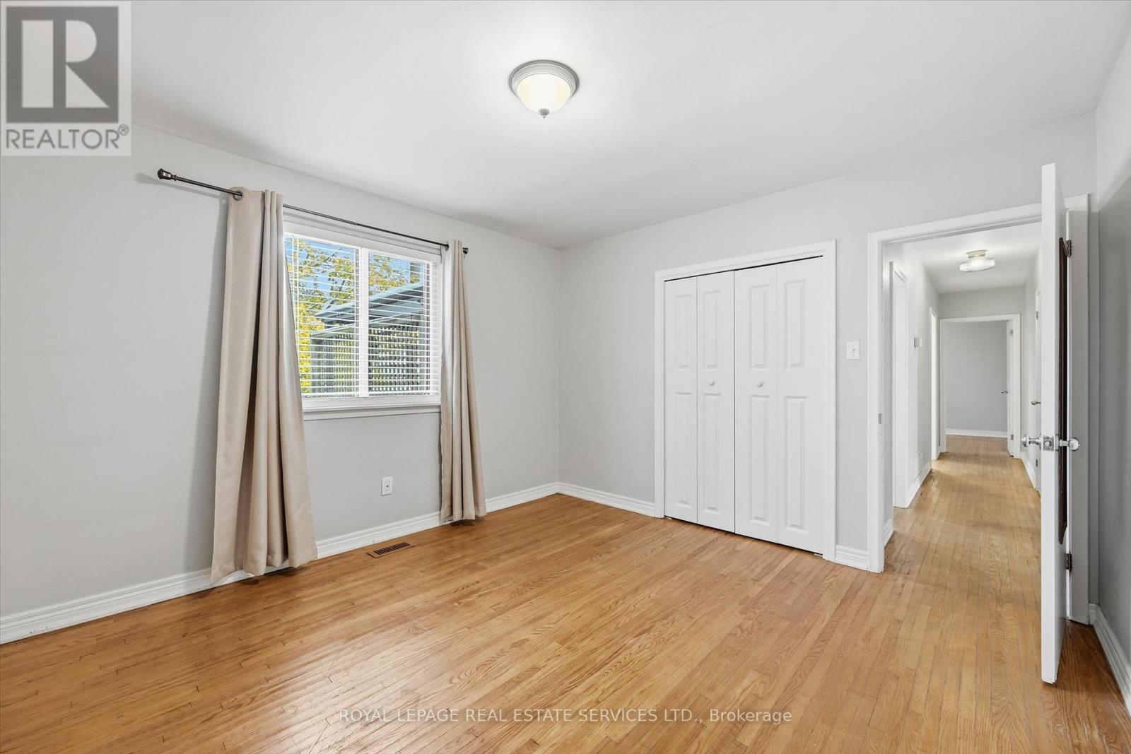 Main Level - 419 Hampton Heath Road, Burlington, Ontario  L7L 4R3 - Photo 19 - W12537882