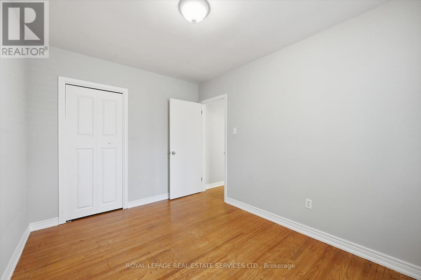 Main Level - 419 Hampton Heath Road, Burlington, Ontario  L7L 4R3 - Photo 28 - W12537882
