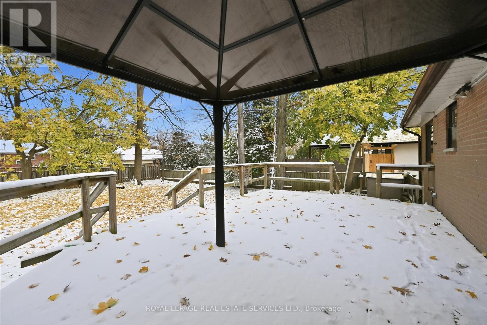 Main Level - 419 Hampton Heath Road, Burlington, Ontario  L7L 4R3 - Photo 33 - W12537882