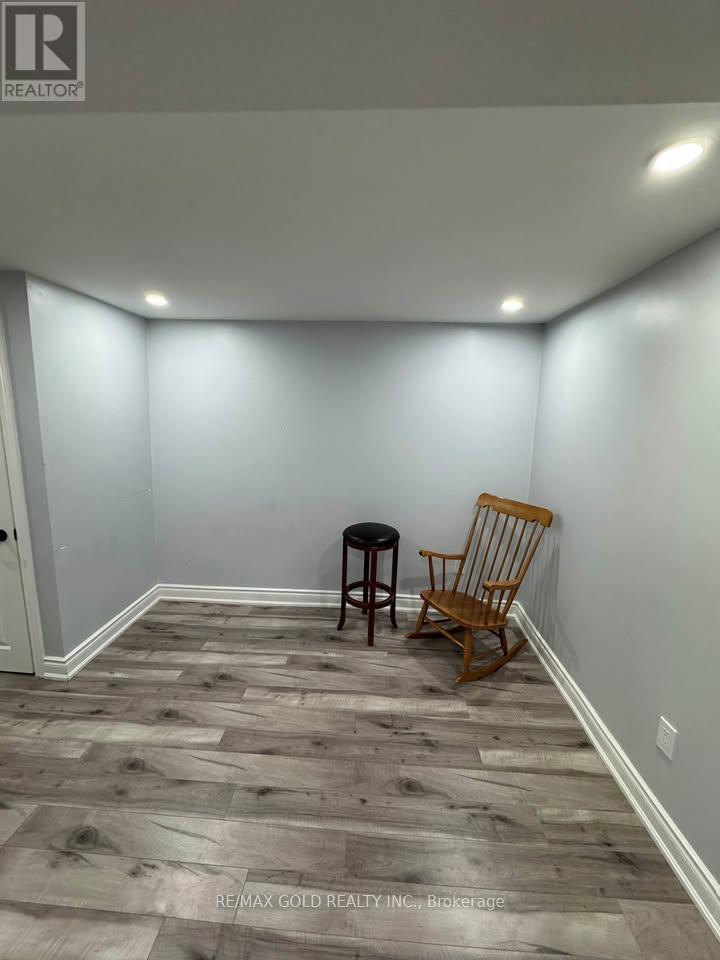 Basement - 98 Centre Street N, Brampton, Ontario  L6V 2Z3 - Photo 6 - W12537886