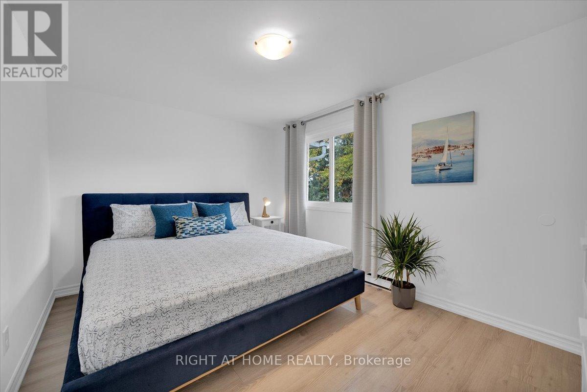 64 Worthington Drive, Oakville, Ontario  L6L 1C9 - Photo 23 - W12537890