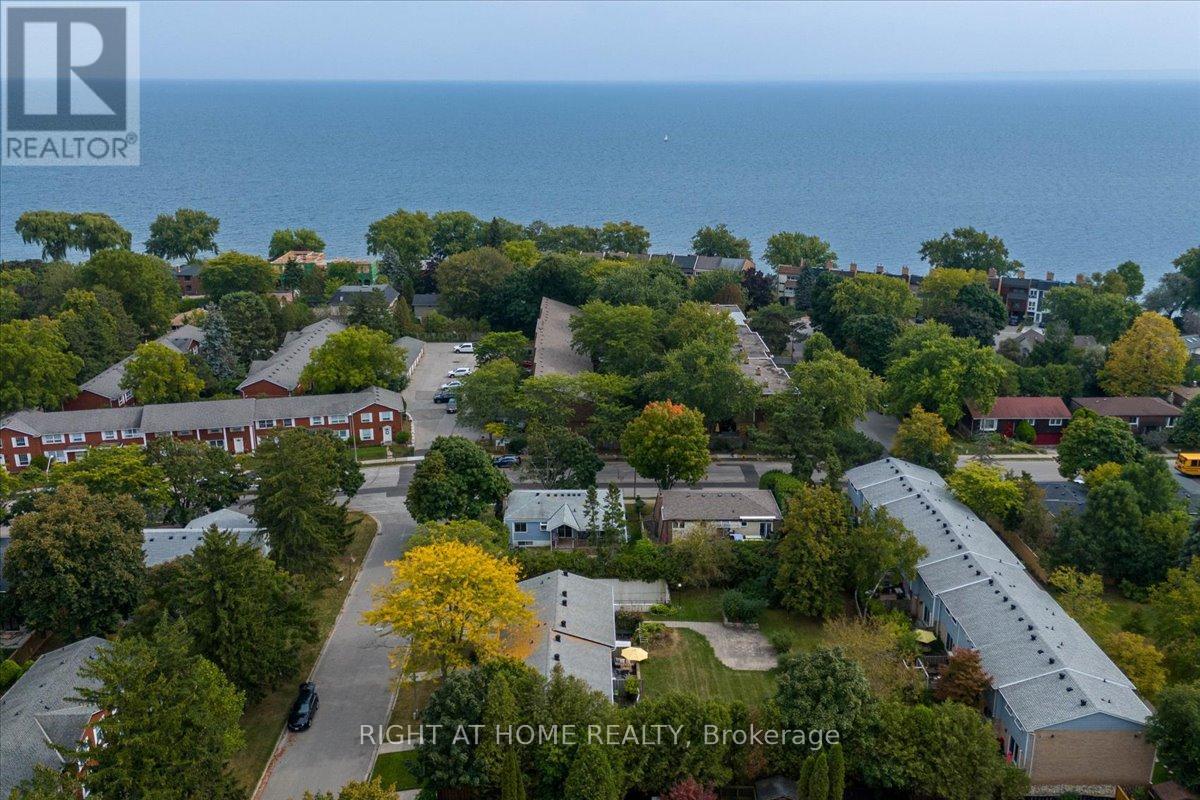 64 Worthington Drive, Oakville, Ontario  L6L 1C9 - Photo 33 - W12537890