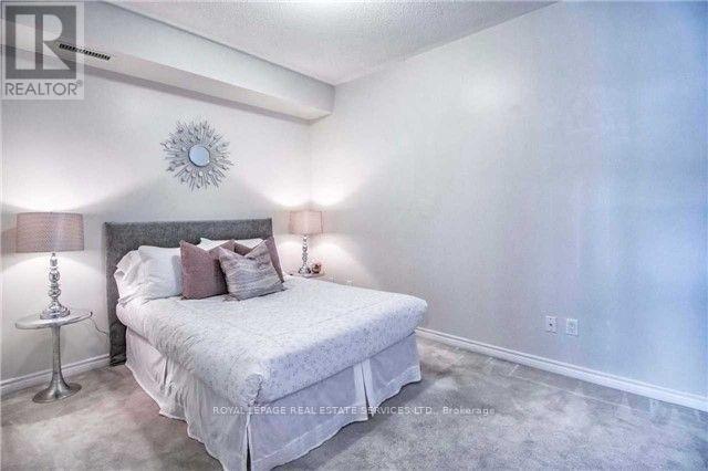 140 - 570 Lolita Gardens, Mississauga, Ontario  L5A 0A1 - Photo 12 - W12537902