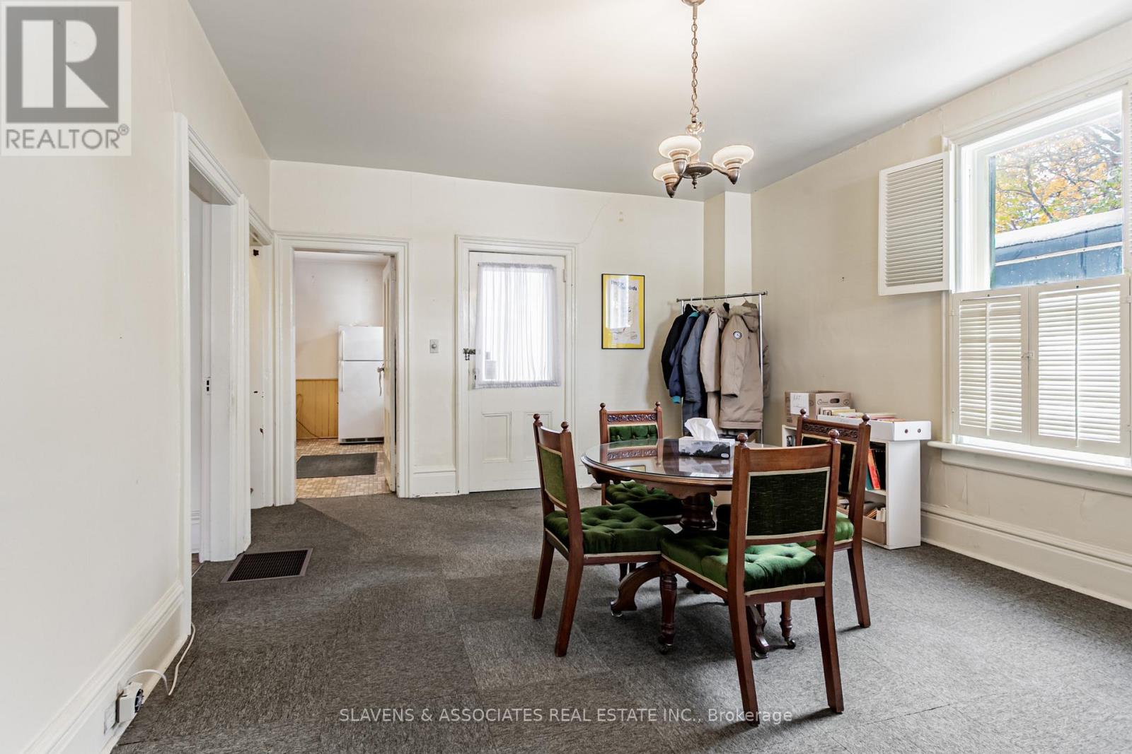 49 Queens Drive, Toronto, Ontario  M9N 2H3 - Photo 3 - W12537938