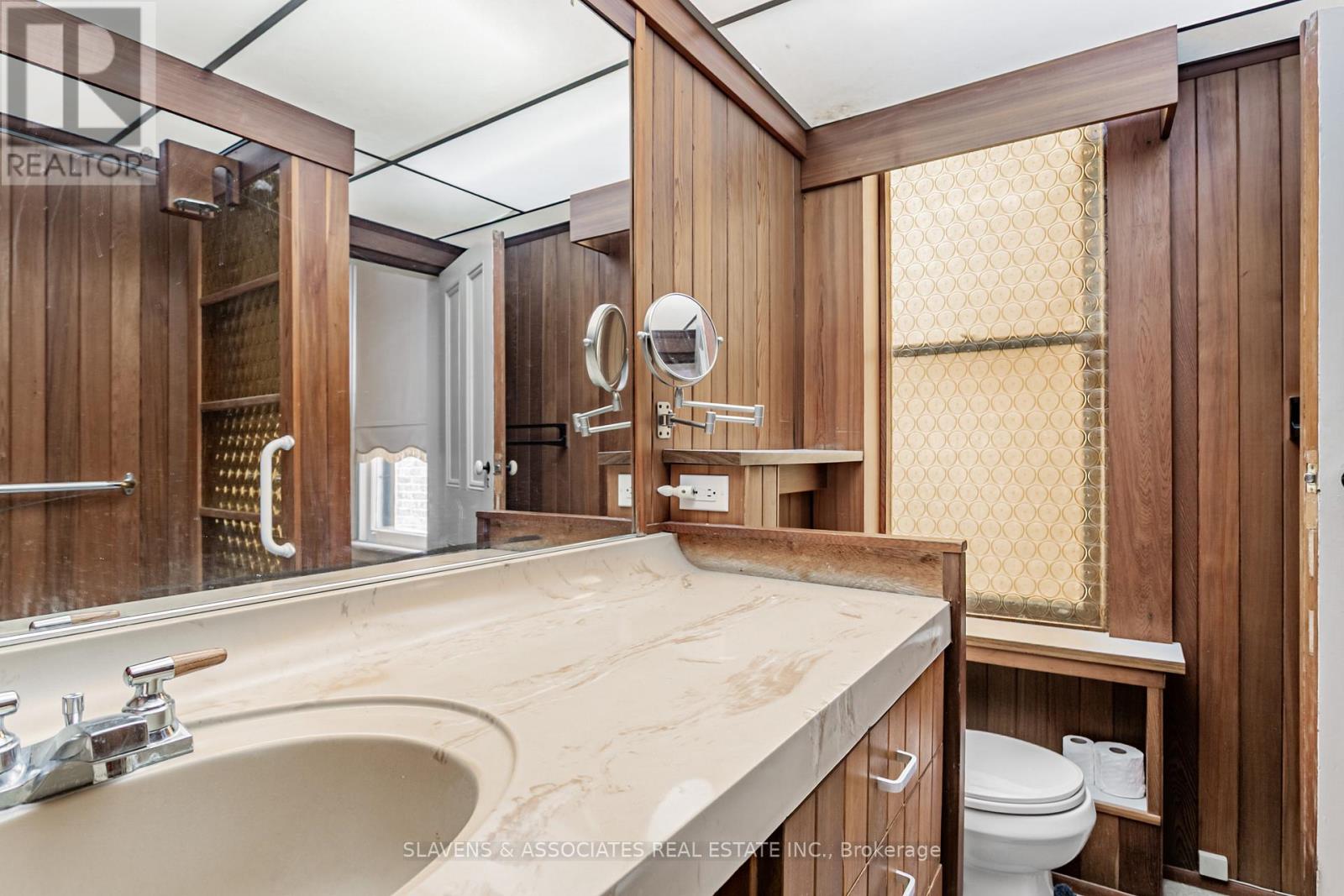 49 Queens Drive, Toronto, Ontario  M9N 2H3 - Photo 30 - W12537938