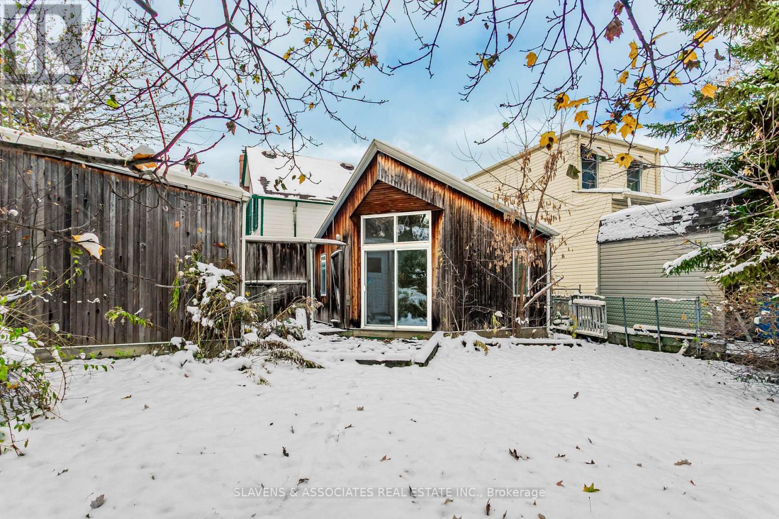 49 Queens Drive, Toronto, Ontario  M9N 2H3 - Photo 31 - W12537938