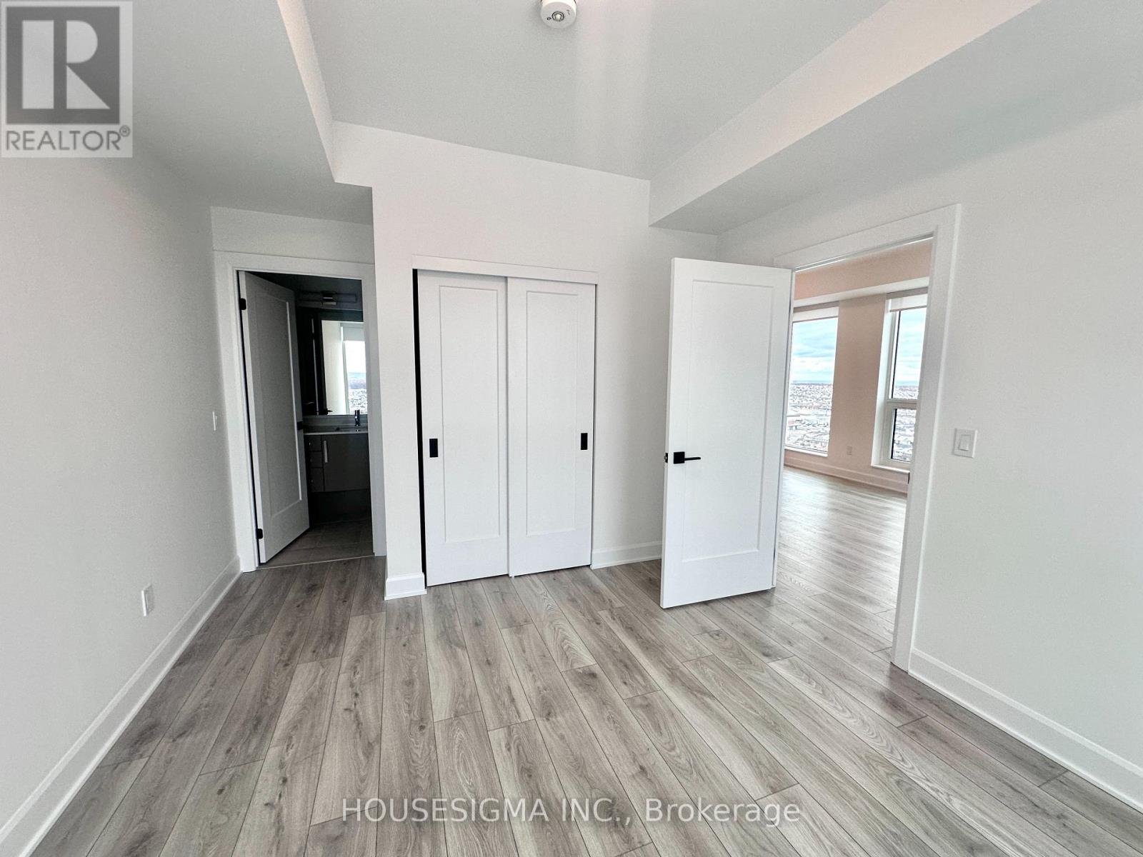 1702 - 3240 William Coltson Avenue, Oakville, Ontario  L6H 8C8 - Photo 23 - W12537958