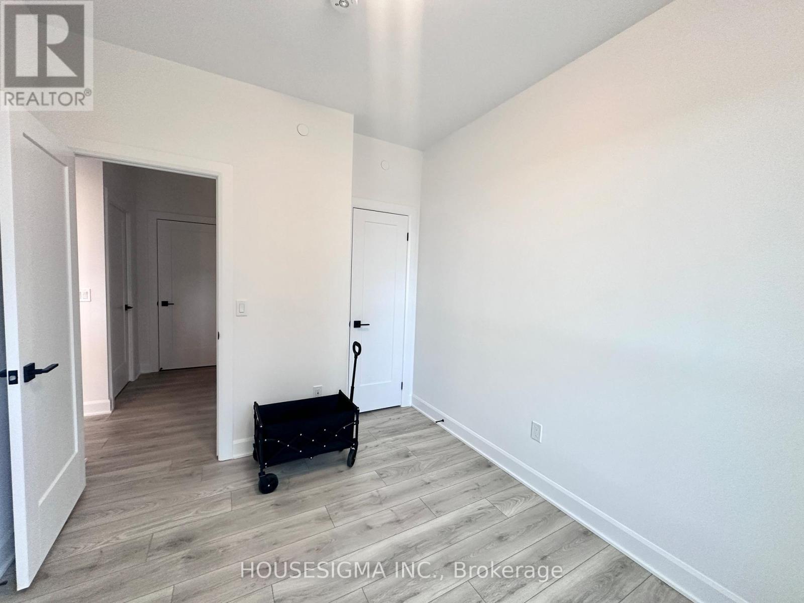 1702 - 3240 William Coltson Avenue, Oakville, Ontario  L6H 8C8 - Photo 28 - W12537958