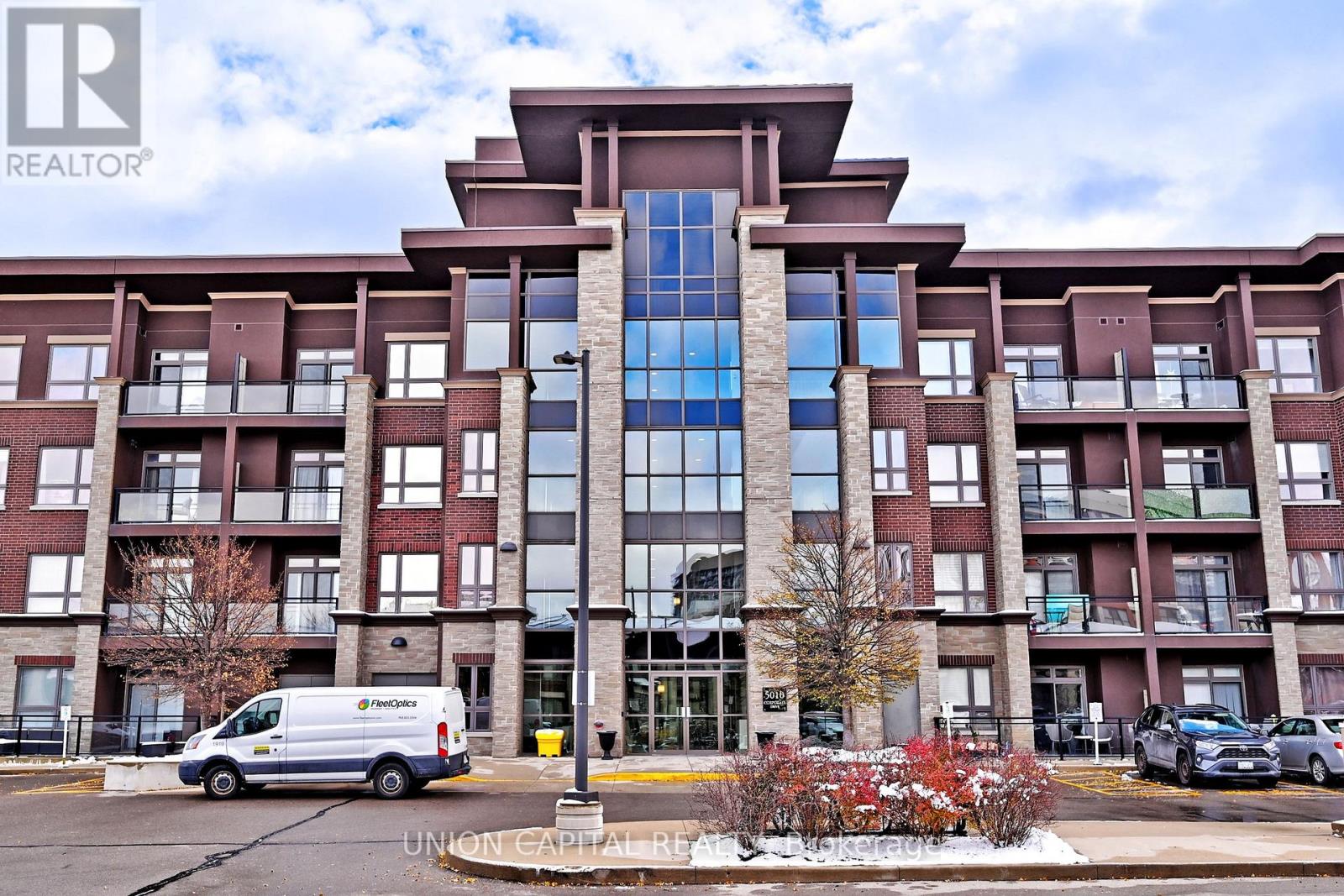 428 - 5010 Corporate Drive, Burlington, Ontario  L7L 0H6 - Photo 4 - W12537978