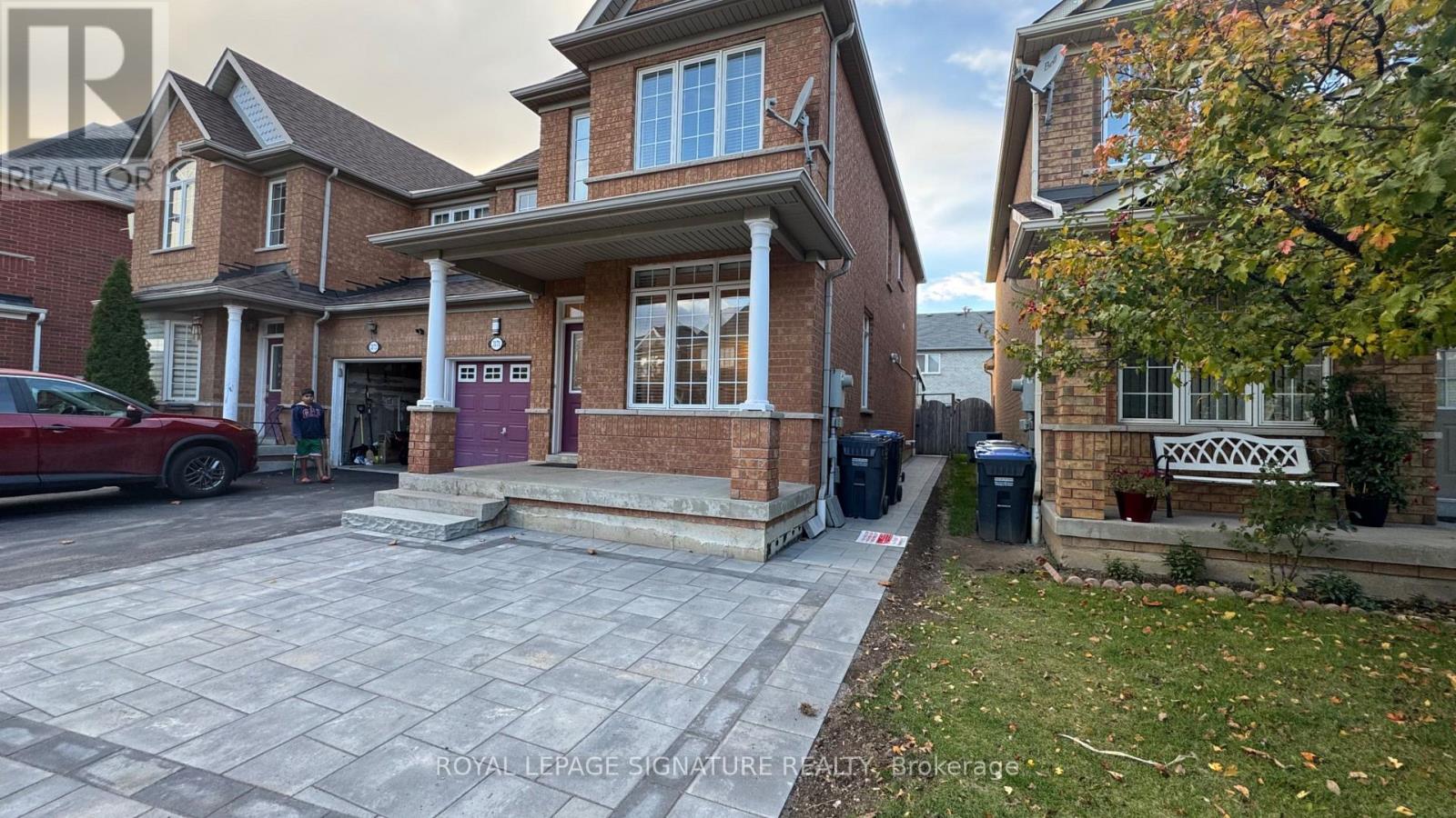 3171 Morning Glory Mews, Mississauga, Ontario  L5M 6V3 - Photo 2 - W12537980