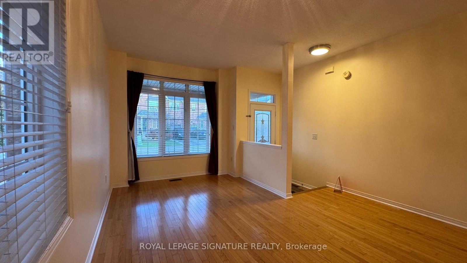 3171 Morning Glory Mews, Mississauga, Ontario  L5M 6V3 - Photo 4 - W12537980