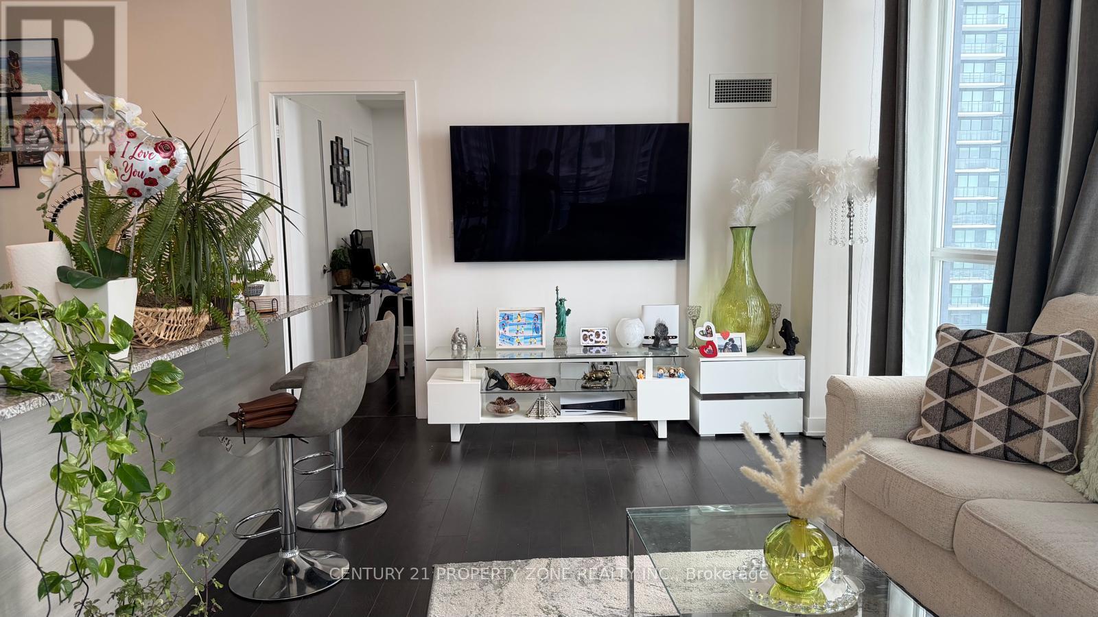 1006 - 4099 Brickstone Mews, Mississauga, Ontario  L5B 0G2 - Photo 11 - W12537984