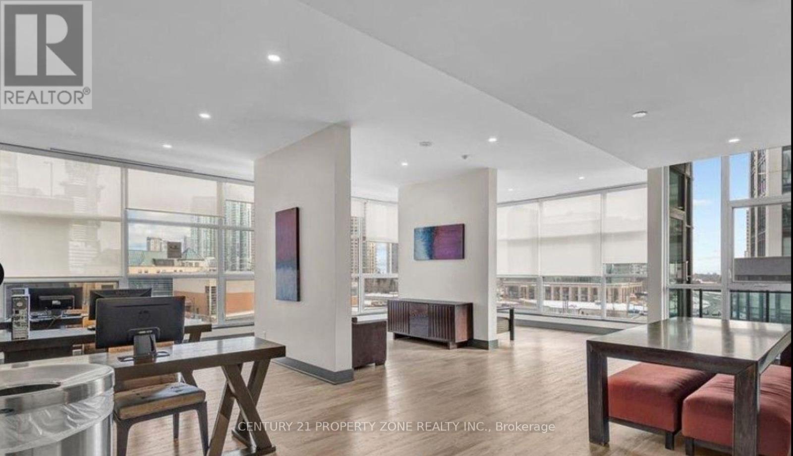 1006 - 4099 Brickstone Mews, Mississauga, Ontario  L5B 0G2 - Photo 4 - W12537984