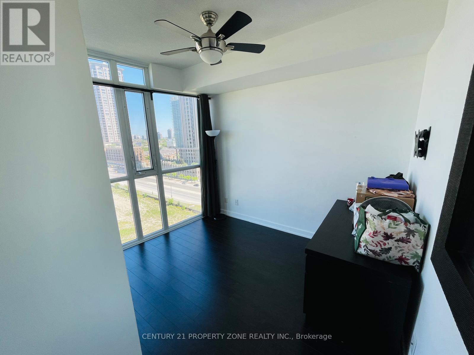 1006 - 4099 Brickstone Mews, Mississauga, Ontario  L5B 0G2 - Photo 8 - W12537984