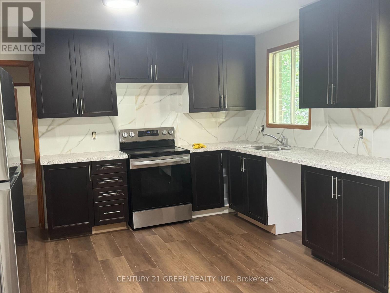 56 Petunias Road Sw, Brampton, Ontario  L6V 3G8 - Photo 12 - W12537992