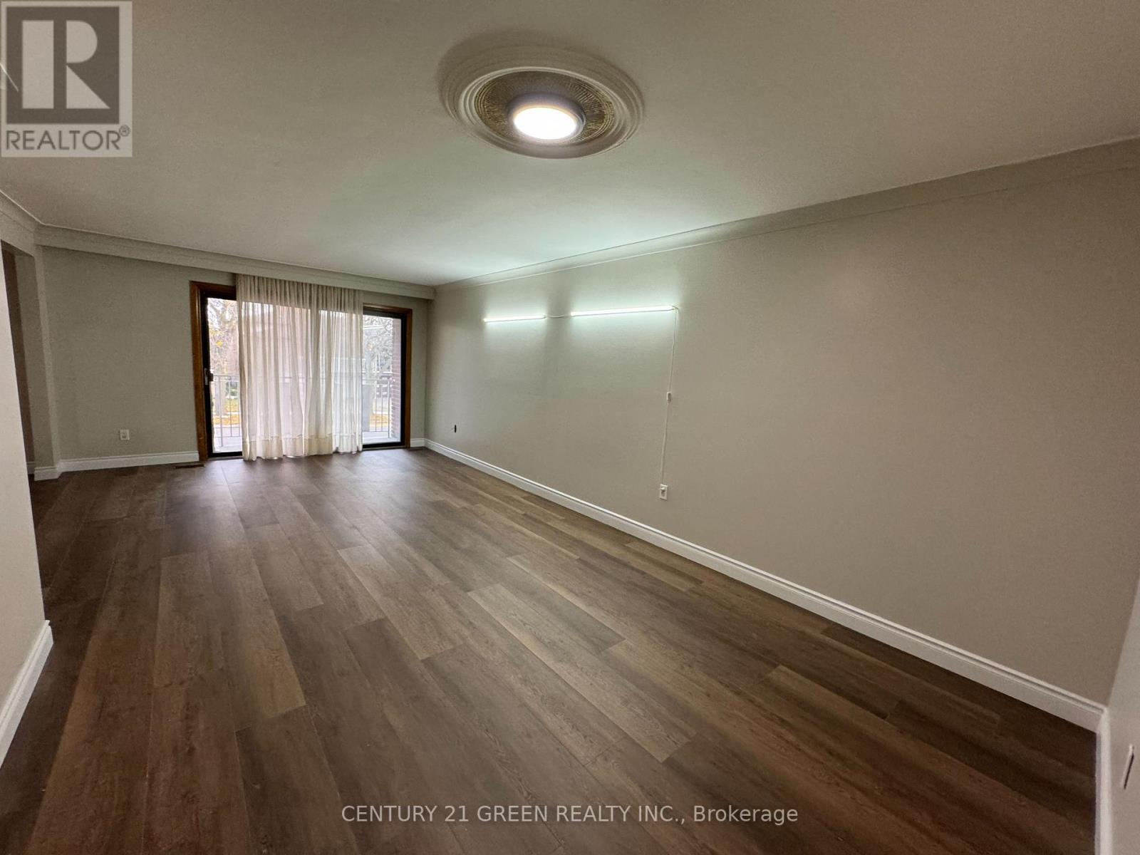 56 Petunias Road Sw, Brampton, Ontario  L6V 3G8 - Photo 6 - W12537992