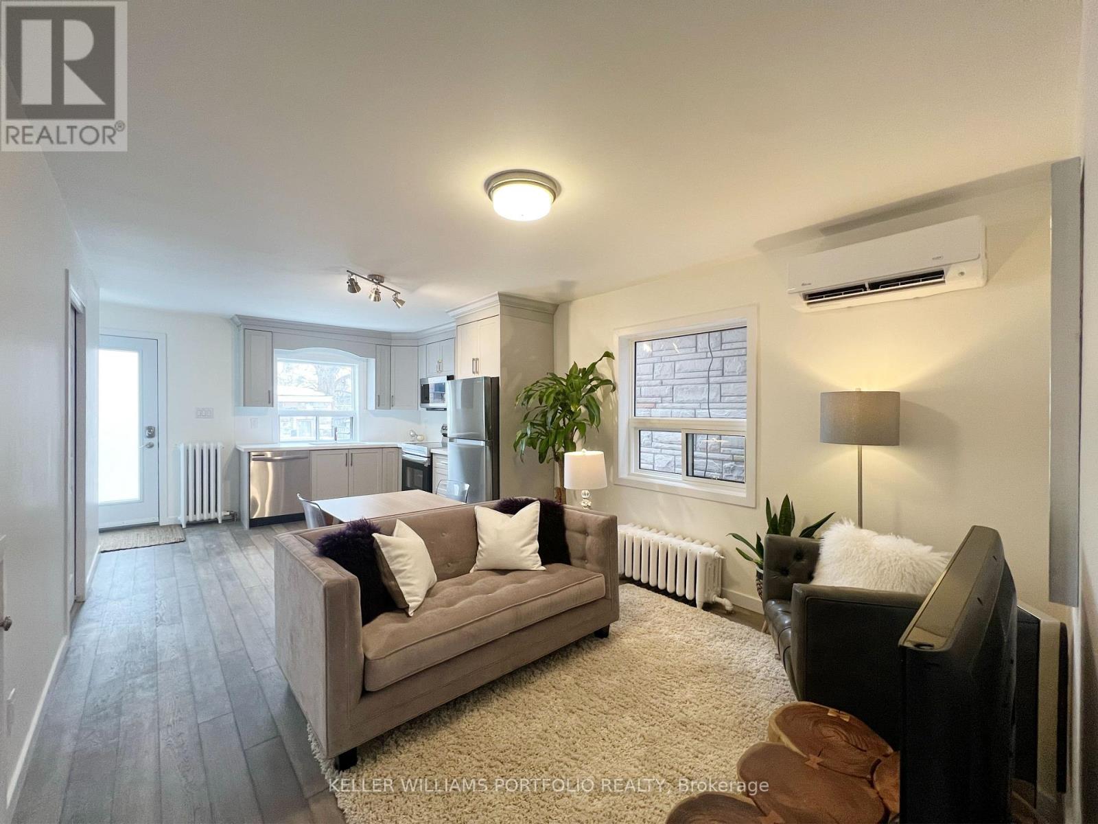 Main - 93 Northland Avenue, Toronto, Ontario  M6N 2E3 - Photo 1 - W12538012