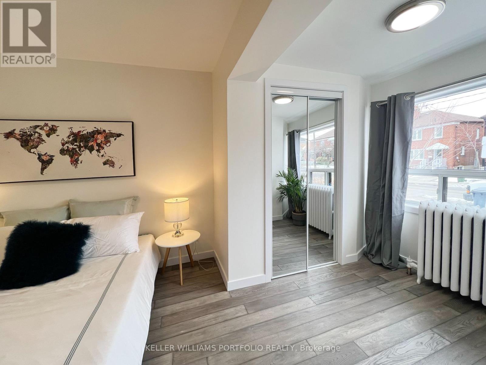 Main - 93 Northland Avenue, Toronto, Ontario  M6N 2E3 - Photo 3 - W12538012