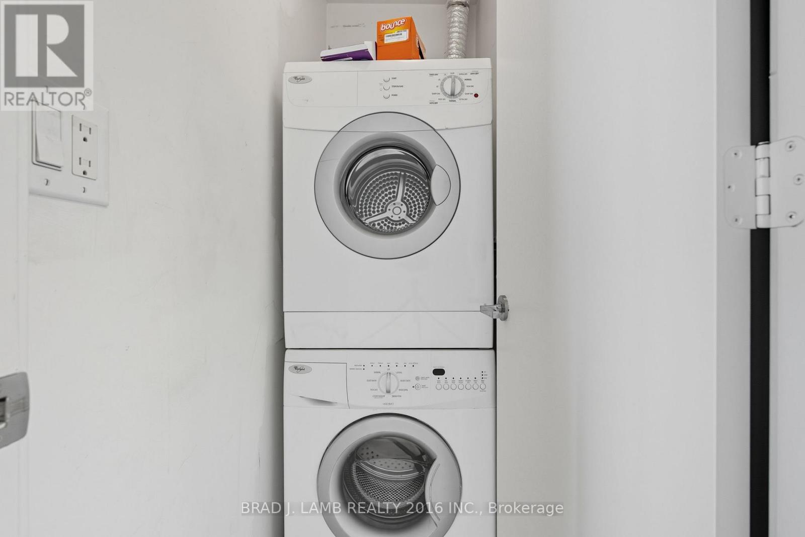 2425 - 165 Legion Road N, Toronto, Ontario  M8Y 0B3 - Photo 13 - W12538030