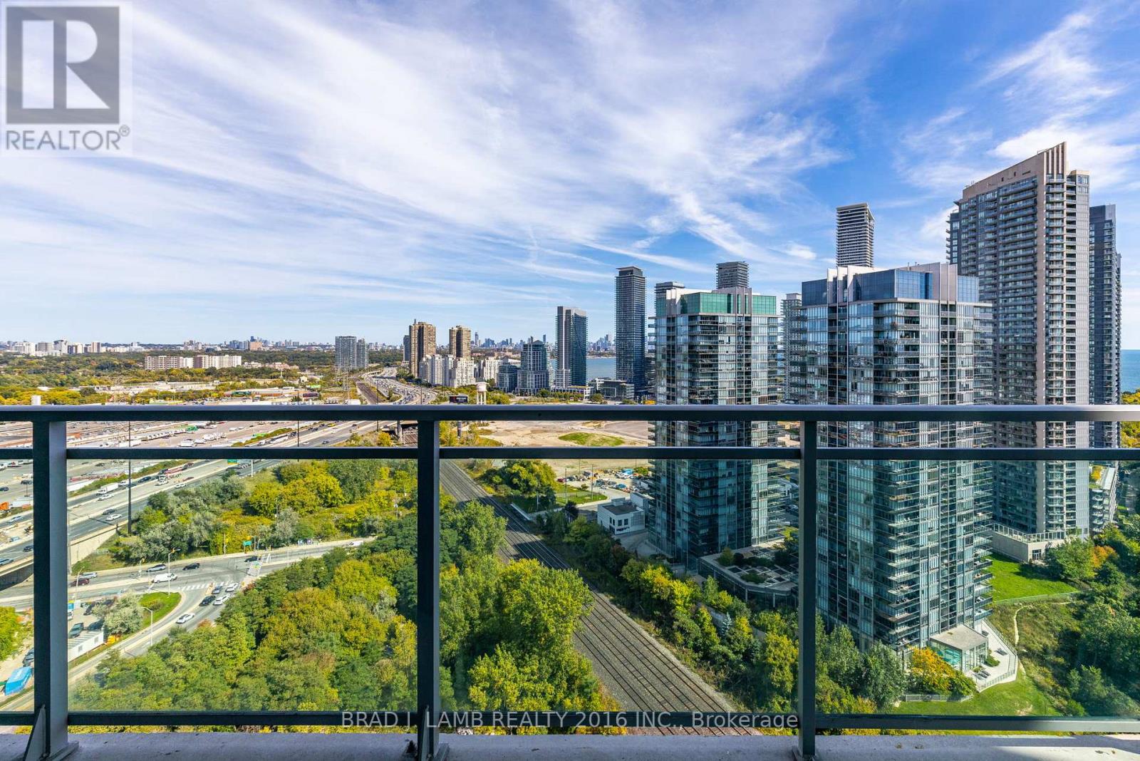 2425 - 165 Legion Road N, Toronto, Ontario  M8Y 0B3 - Photo 14 - W12538030