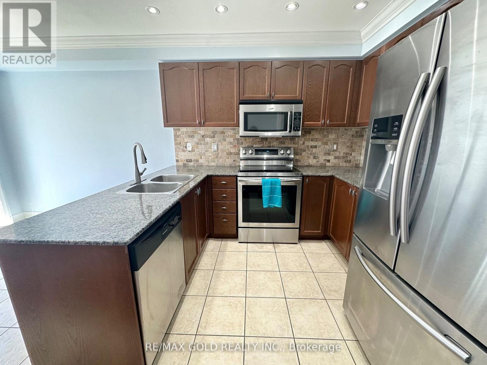 1413 Costigan Road, Milton, Ontario  L9T 0Y7 - Photo 11 - W12538078