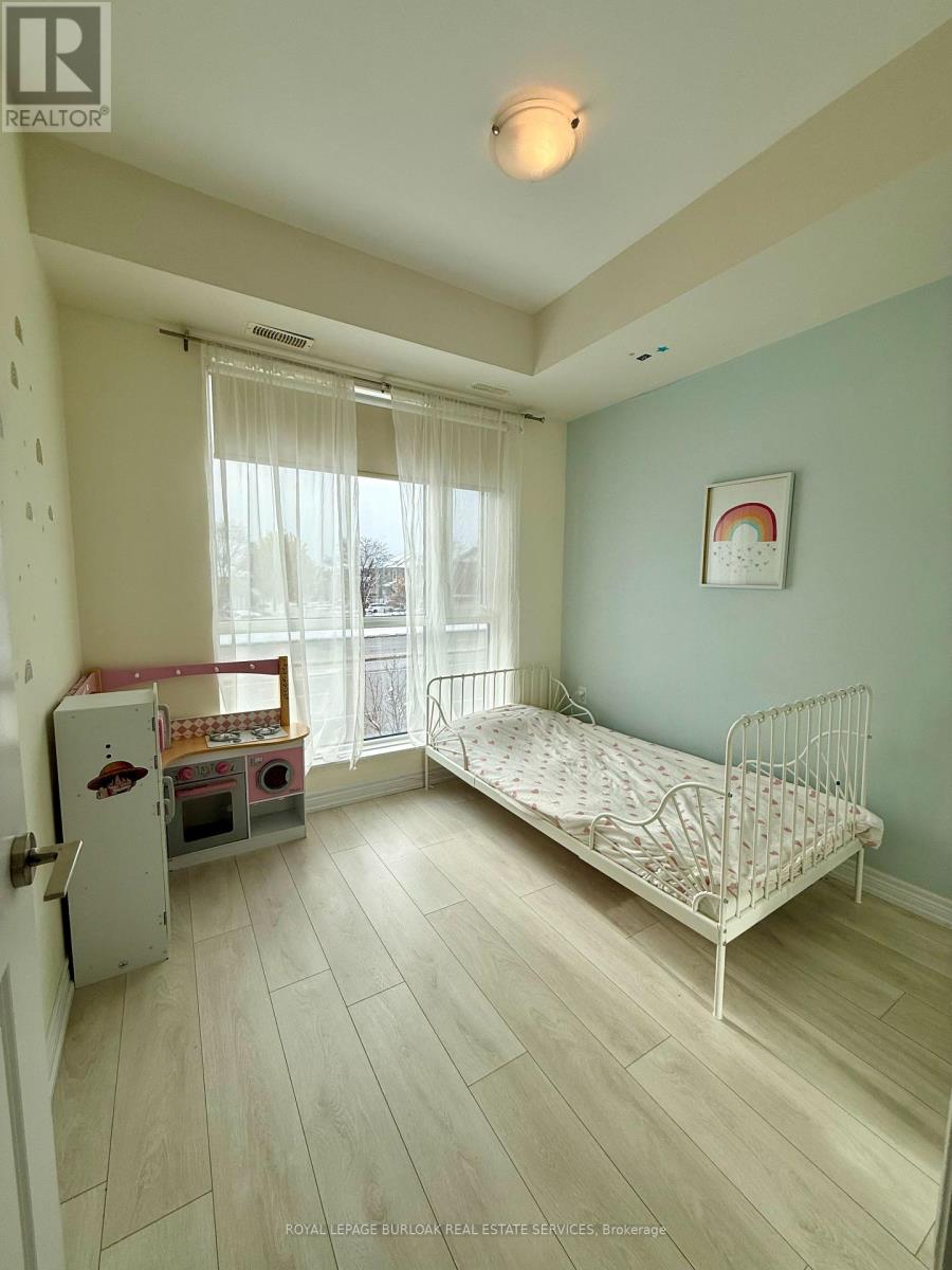 202 - 2393 Bronte Road, Oakville, Ontario  L6M 1P5 - Photo 10 - W12538088