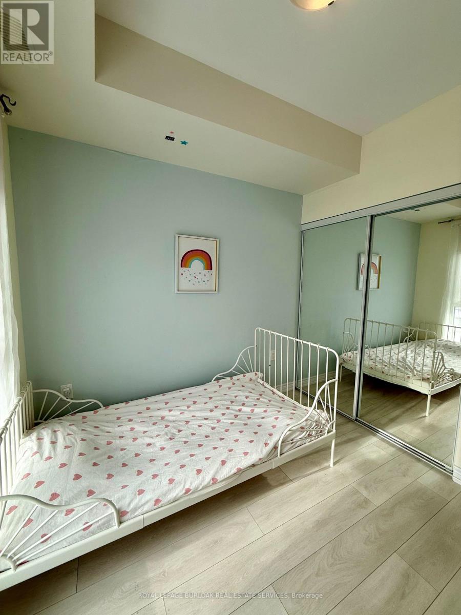 202 - 2393 Bronte Road, Oakville, Ontario  L6M 1P5 - Photo 11 - W12538088