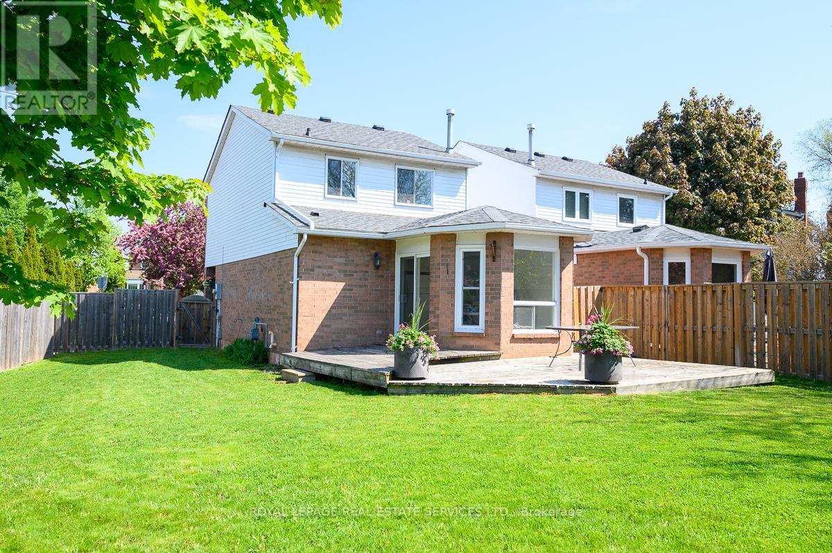 2030 Glenada Crescent, Oakville, Ontario  L6H 4M5 - Photo 26 - W12538090