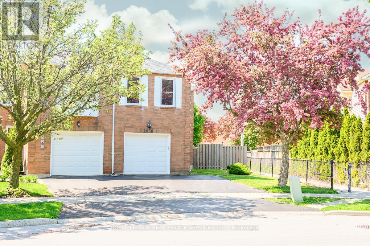 2030 Glenada Crescent, Oakville, Ontario  L6H 4M5 - Photo 35 - W12538090