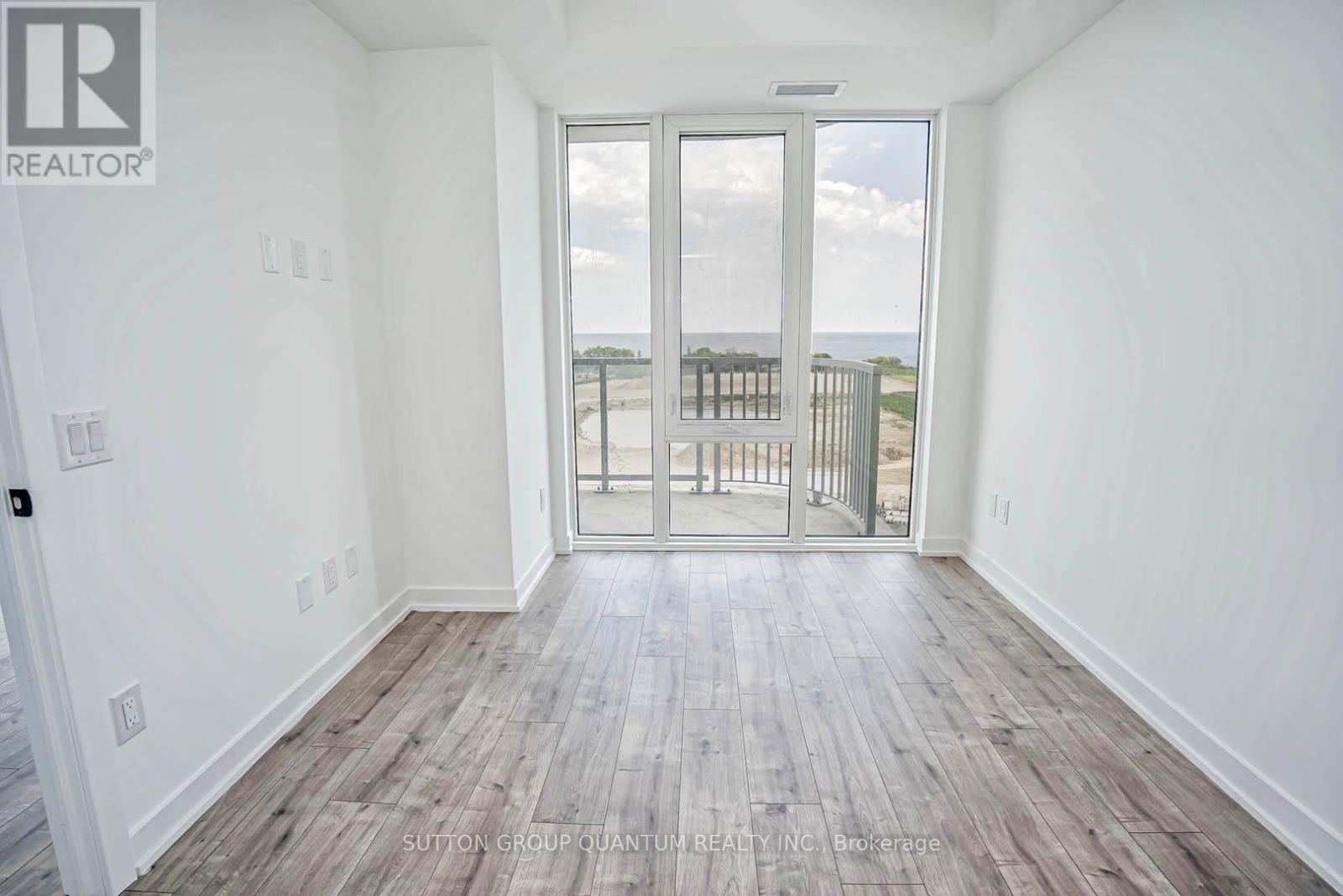 805 - 220 Missinnihe Way, Mississauga, Ontario  L5H 0A9 - Photo 14 - W12538096