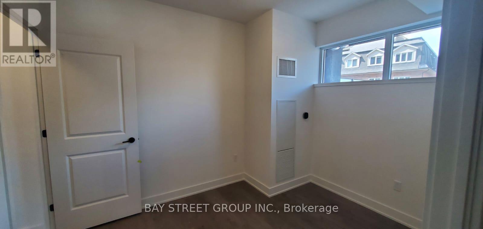 217 - 2343 Khalsa Gate, Oakville, Ontario  L6M 5R6 - Photo 17 - W12538126