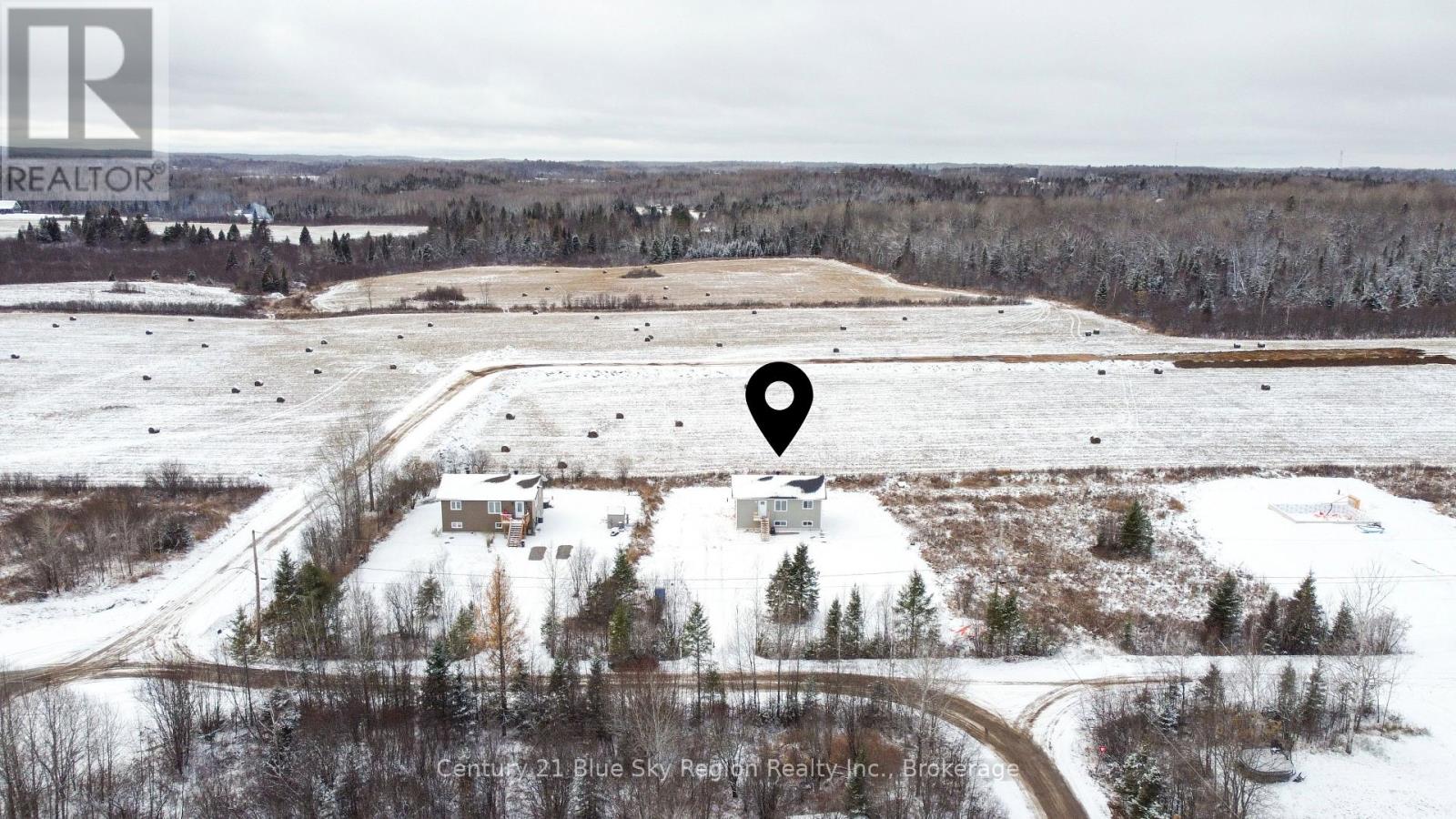 201 Talon Crescent, Bonfield, Ontario  P0H 2E0 - Photo 2 - X12538260