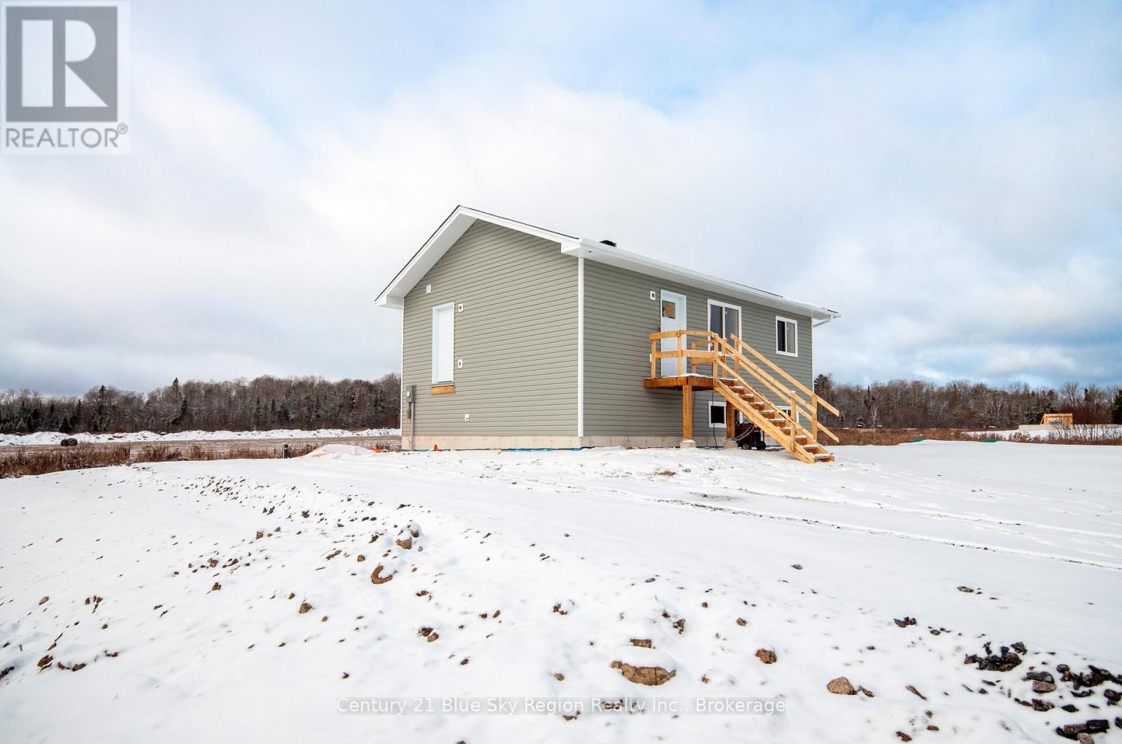 201 Talon Crescent, Bonfield, Ontario  P0H 2E0 - Photo 21 - X12538260