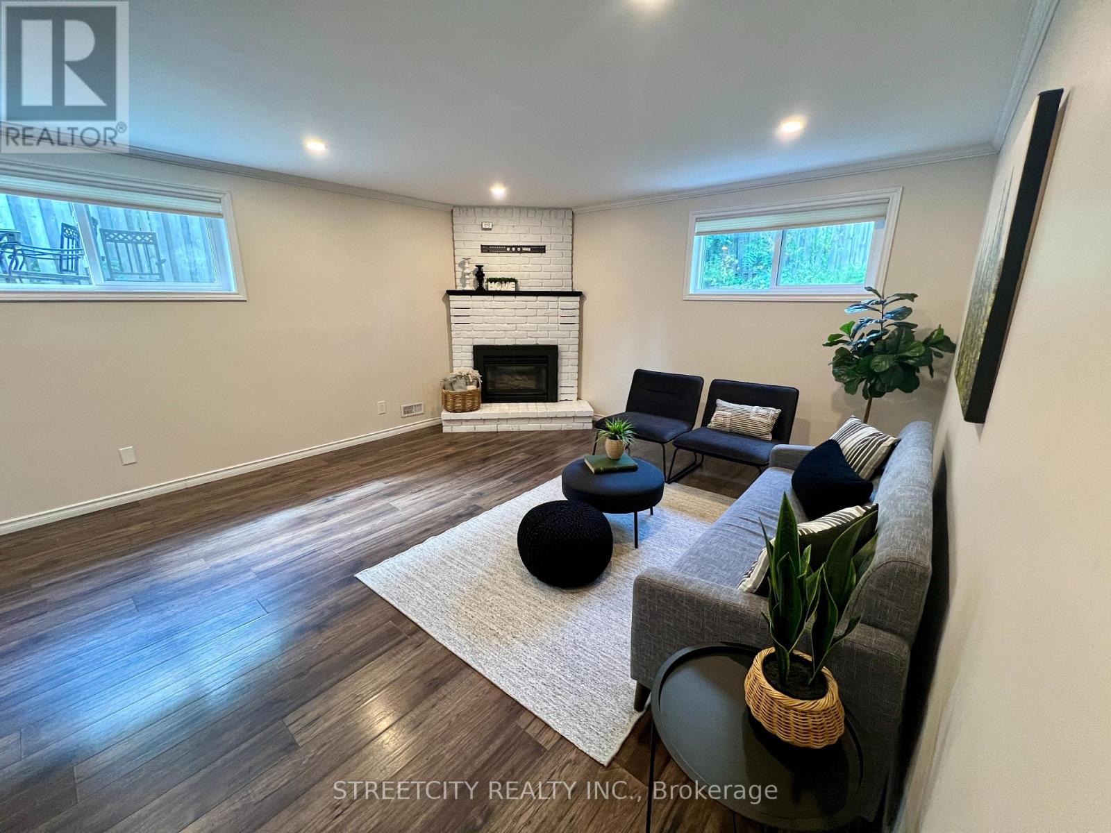 295 Walmer Grove, London North, Ontario  N6G 4G9 - Photo 28 - X12406300