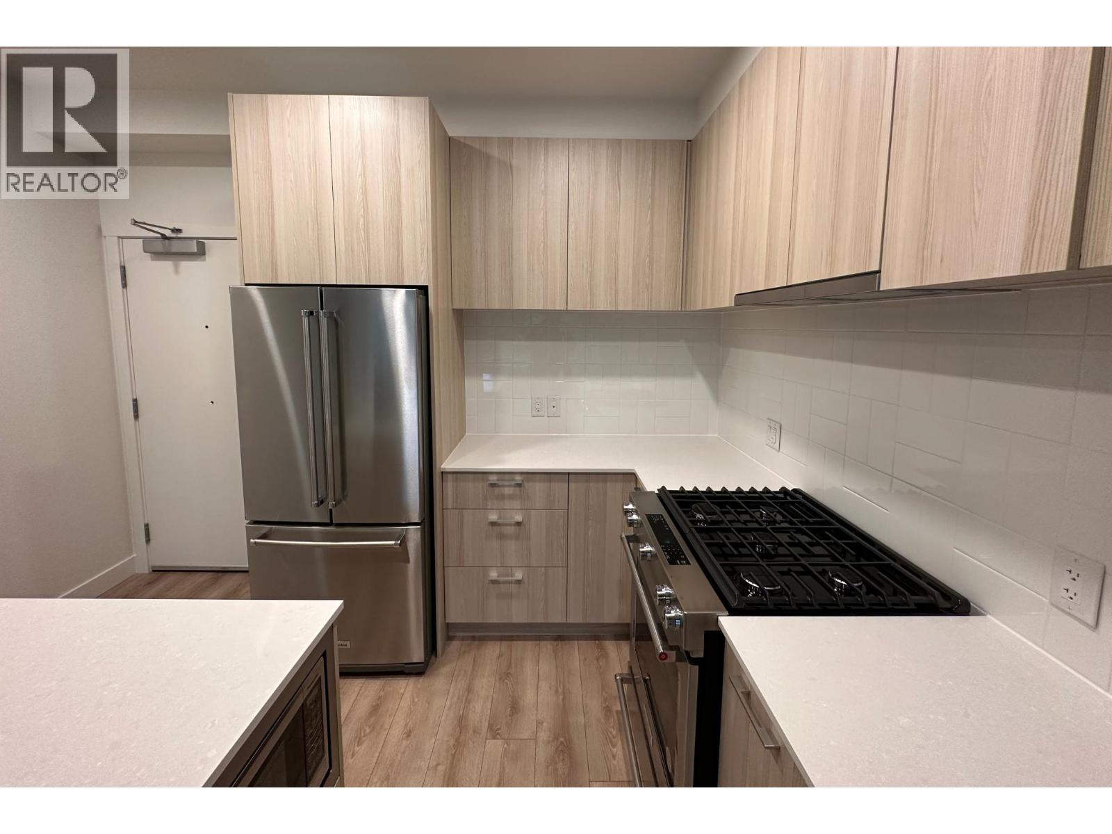 413 741 Anskar Court, Coquitlam, British Columbia  V3J 0N3 - Photo 3 - R3066681