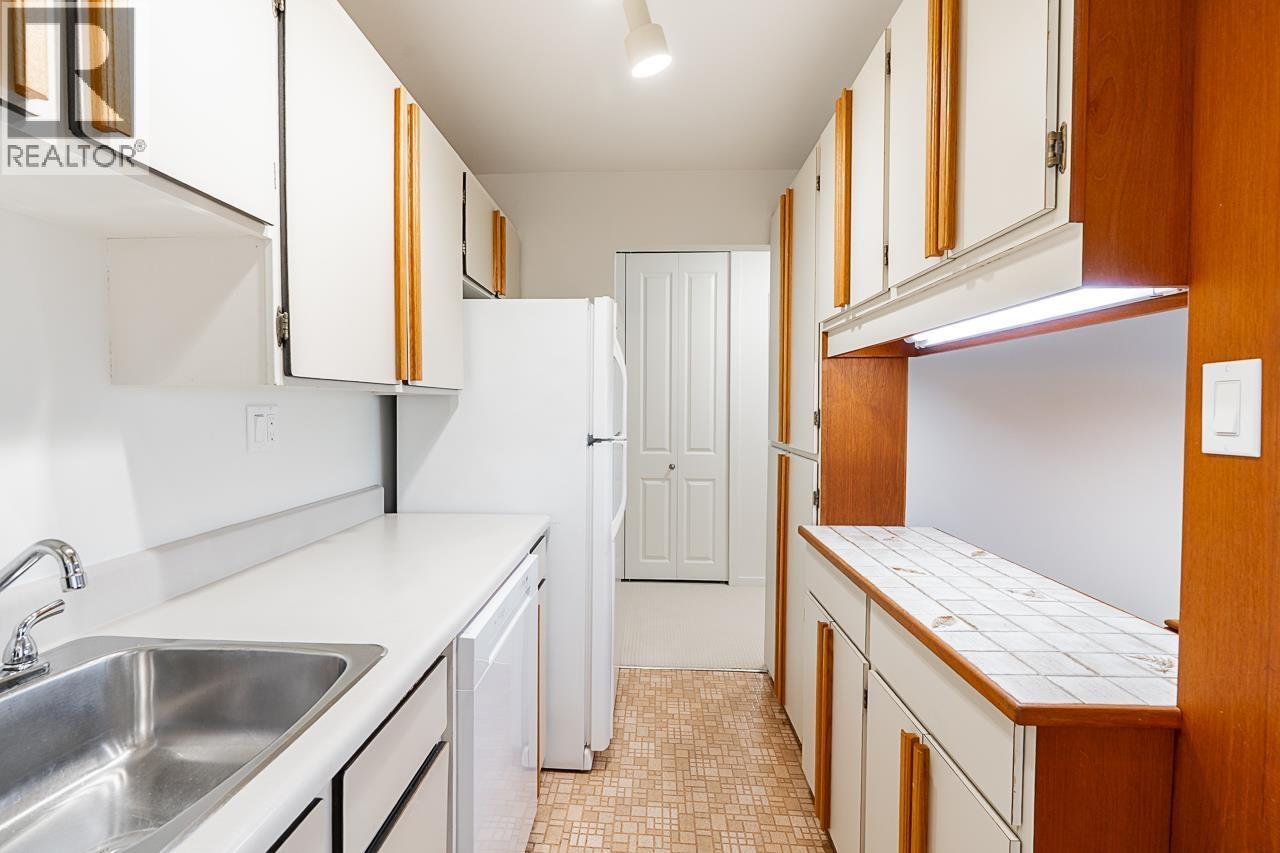 208 1355 Harwood Street, Vancouver, British Columbia  V6E 3W3 - Photo 12 - R3066723