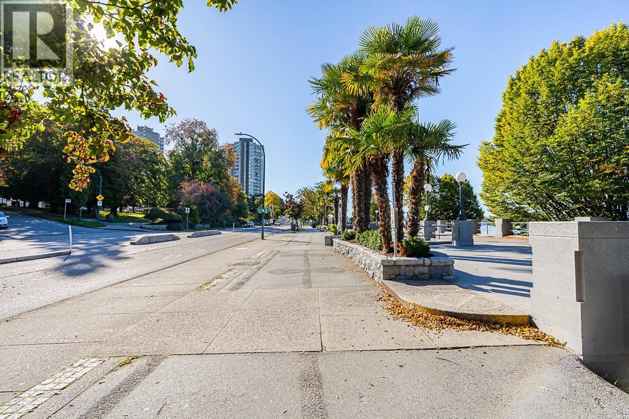 208 1355 Harwood Street, Vancouver, British Columbia  V6E 3W3 - Photo 25 - R3066723