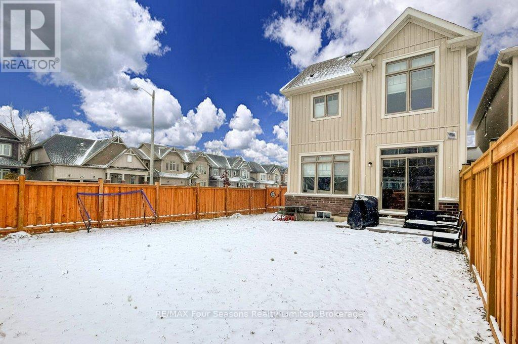 35 Kirby Avenue, Collingwood, Ontario  L9Y 3W8 - Photo 3 - S12538266