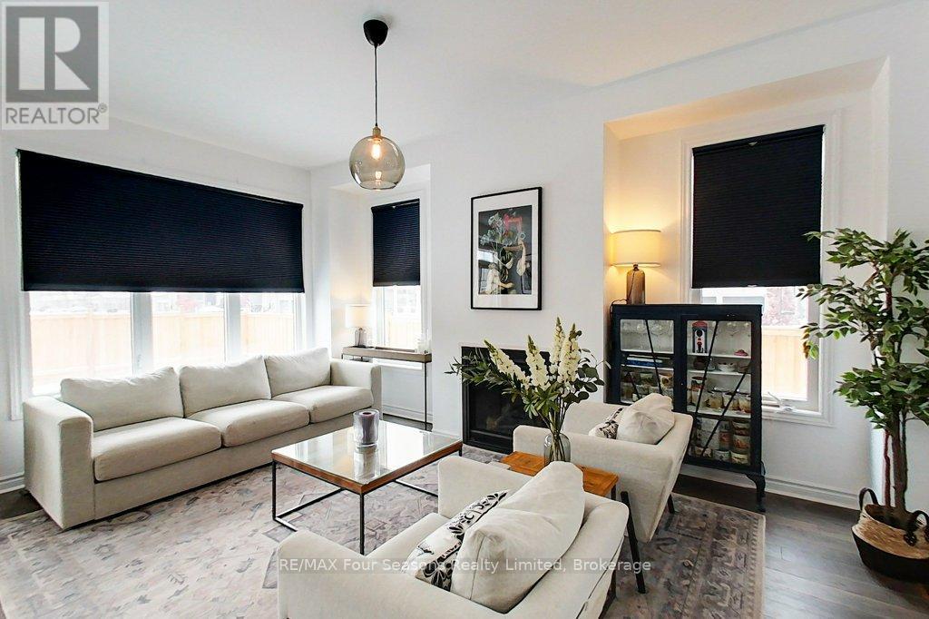 35 Kirby Avenue, Collingwood, Ontario  L9Y 3W8 - Photo 6 - S12538266