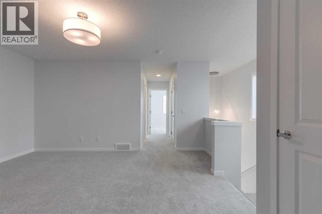 1477 Bayview Point Sw, Airdrie, Alberta  T4B 3N8 - Photo 16 - A2262865