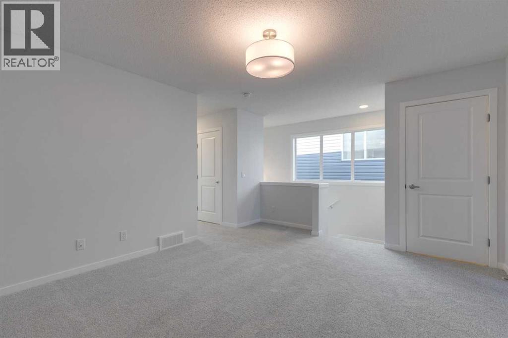 1477 Bayview Point Sw, Airdrie, Alberta  T4B 3N8 - Photo 17 - A2262865