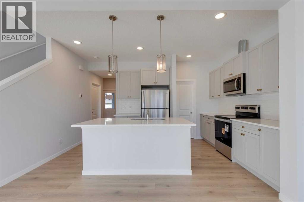 1477 Bayview Point Sw, Airdrie, Alberta  T4B 3N8 - Photo 34 - A2262865