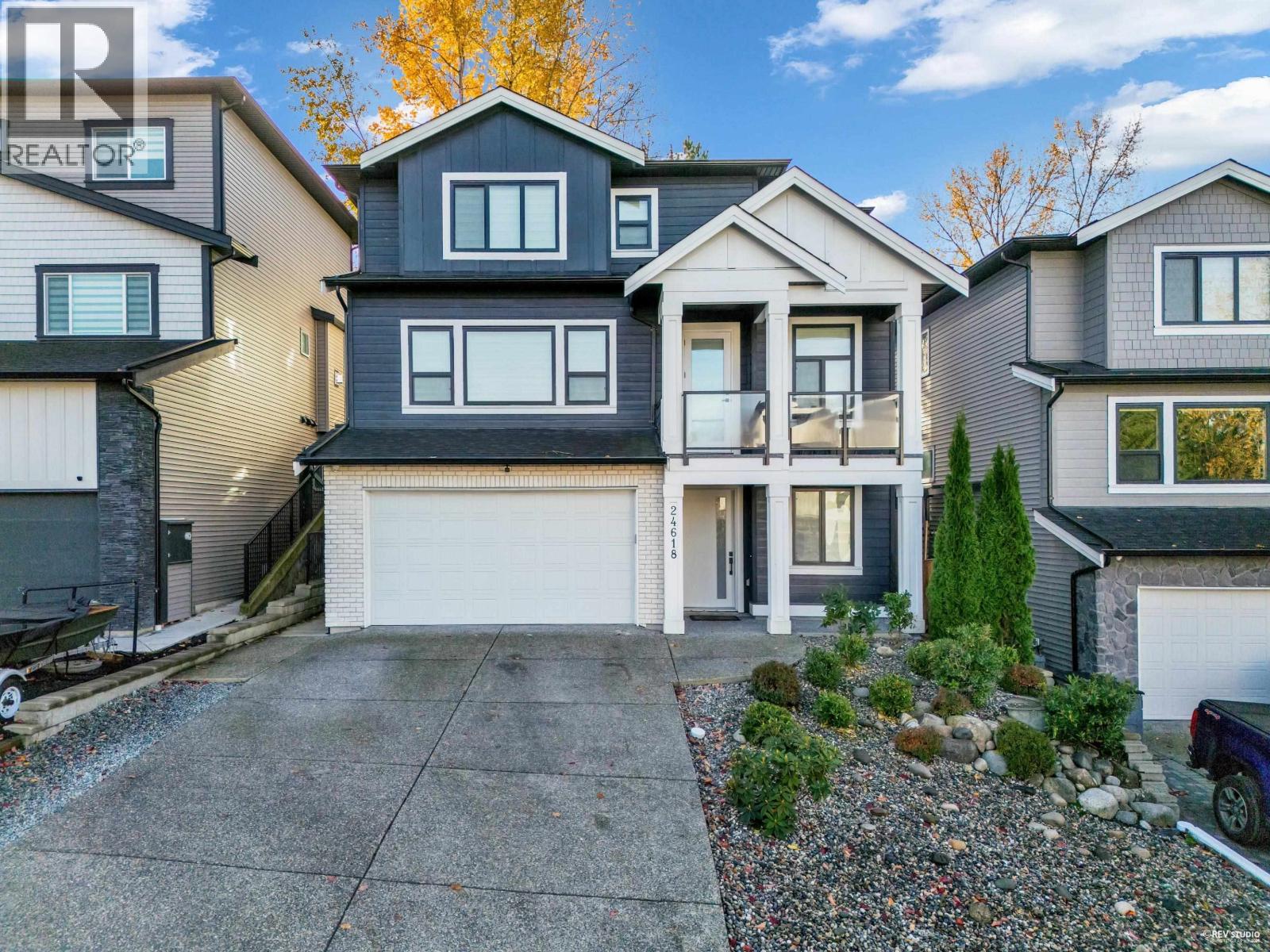 24618 105a Avenue, Maple Ridge, British Columbia V2W 0K3 - Photo 2 - R3066524